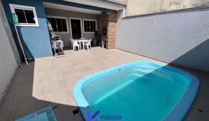 Casaa venda na faixa mar com piscina