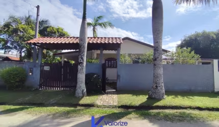 Casa a venda na praia  de Pontal do Paraná