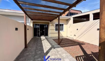Casa a venda na praia com piscina