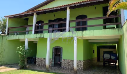 Sobrado para Venda em Itanhaém, Balneário Gaivota, 8 dormitórios, 2 suítes, 4 banheiros, 12 vagas