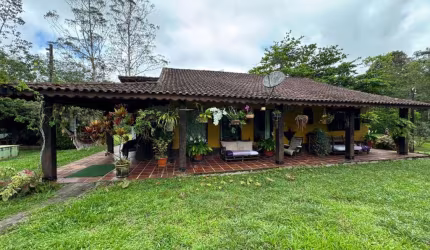 Chácara para Venda em Peruíbe, Guaraú, 3 dormitórios, 1 suíte, 2 banheiros, 10 vagas