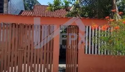 Casa Alto Padrão para Venda em Itanhaém, Santa Julia, 2 dormitórios, 1 suíte, 1 banheiro, 4 vagas