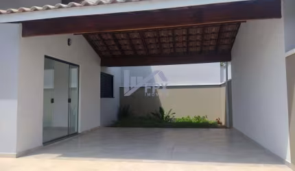 Casa para Venda em Peruíbe, Jardim Jangada, 2 dormitórios, 1 suíte, 1 banheiro, 4 vagas