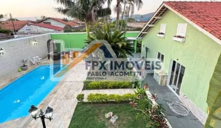 Casa Alto Padrão para Venda em Itanhaém, Suarão, 4 dormitórios, 2 suítes, 4 banheiros, 6 vagas