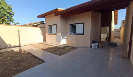 Casa para Venda em Itanhaém, Balneário Gaivota, 3 dormitórios, 1 suíte, 1 banheiro, 4 vagas