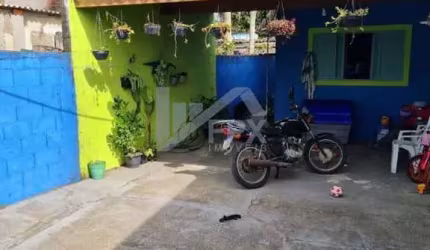 Casa para Venda em Itanhaém, Jardim Umuarama, 1 dormitório, 1 banheiro, 2 vagas