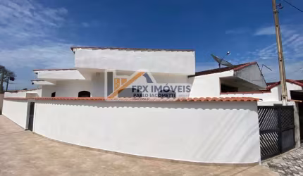 Casa para Venda em Mongaguá, Aguapeú, 2 dormitórios, 1 banheiro, 1 vaga