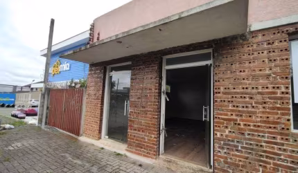 Imóvel Comercial de 100m² para Alugar no Juvevê, Curitiba: Terreno Amplo de 616m² com Estacionamento
