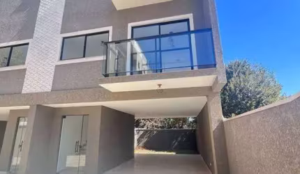 Triplex de Luxo 154m² para Alugar no Vista Alegre, Curitiba: 3 Quartos, Suíte e Terraço com Churrasqueira