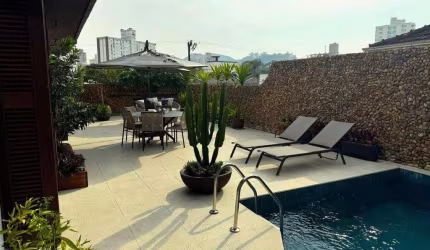Casa com 3 dormitórios à venda, 430 m² por R$ 3.350.000,00 - Centro - Blumenau/SC