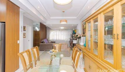 Sobrado com 3 dormitórios à venda, 205 m² por R$ 1.380.000,00 - Portão - Curitiba/PR