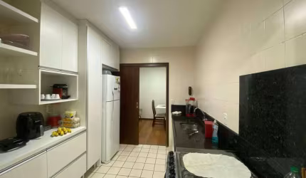 Lindíssimo Apartamento no Bairro Garcia.