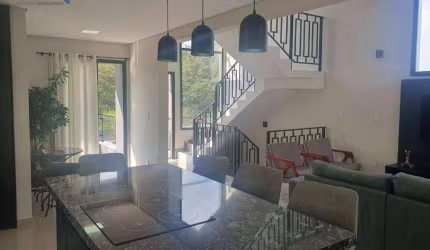 Casa à venda com 3 quartos e piscina - Condomínio Terras de Genova - Jundiaí