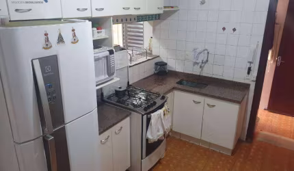 Casa com 4 quartos à venda, 215 m² por R$ 600.000 - Vila Galvão - Jundiaí/SP