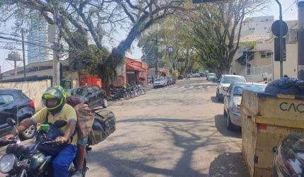 Ótimo Ponto Comercial terreno com 1600 m2na Rua Anchieta em Jundiaí