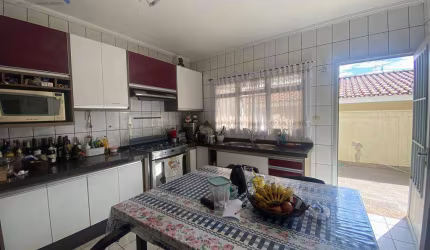 Casa com 3 dormitórios para alugar, 252 m² por R$ 6.386,00/mês - Jardim Brasil - Jundiaí/SP