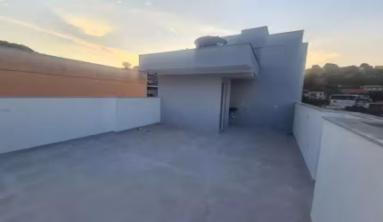 Cobertura de 3 qtos, 2 vagas no B. Jaqueline - CO00018