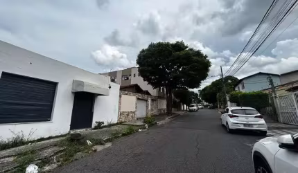 Casa com loja e galpão no meio para venda,  Santa Amélia, Belo Horizonte - CA2982