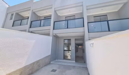 Casa Independente de 2 qtos em ótima localização no B. São João Batista - CA3125