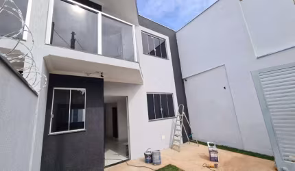 Casa Independente de 3 qtos com ótima localização no B. Piratininga - CA3229