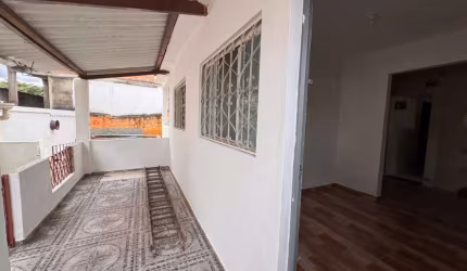 Casa plana individual de 3 quartos no Santa Mônica - CA3436
