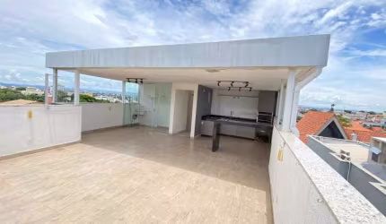 Cobertura de 3 quartos no Santa Mônica Para aluguel - CO3437