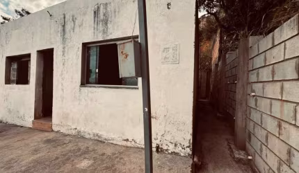 Casa individual em lote inteiro no jardim dos comerciários - venda nova - CA3485