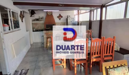 Cobertura com 3 dormitórios à venda, 164 m² por R$ 700.000 - Tombo - Guarujá/SP