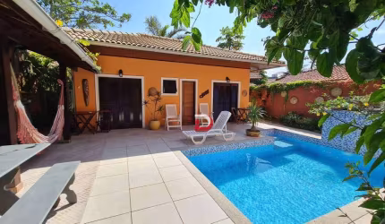Sobrado com 5 dormitórios à venda, 193 m² por R$ 1.900.000,00 - Tombo - Guarujá/SP