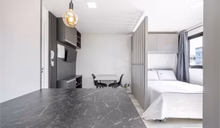 Studio no Rebouças, próximo a Unicuritiba até 2 pessoas