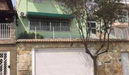 Casa 4 suítes 6 vagas com piscina
