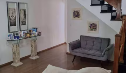 Sobrado Santa Mana 4 dormitórios (2 suites) 2 vagas garagem