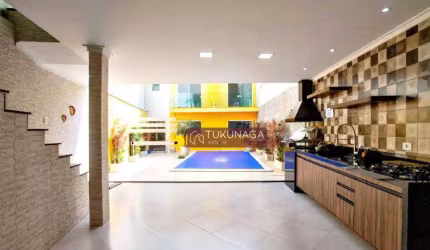 Casa com 3 dormitórios à venda, 176 m² por R$ 850.000,00 - Jardim Presidente Dutra - Guarulhos/SP