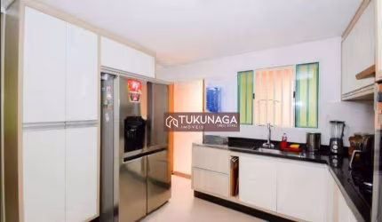 Casa com 4 dormitórios à venda, 270 m² por R$ 770.000,00 - Vila Flórida - Guarulhos/SP