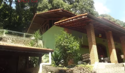 Sobrado Para Vender com 3 quartos 1 suítes no bairro Alpes de Caieiras em Caieiras