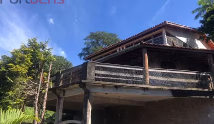Sobrado Para Vender com 3 quartos 2 suítes no bairro Santa Inês em Caieiras