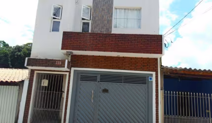 Sobrado com 2 dormitórios à venda, 130 m² por R$ 700.000,00 - Serpa - Caieiras/SP