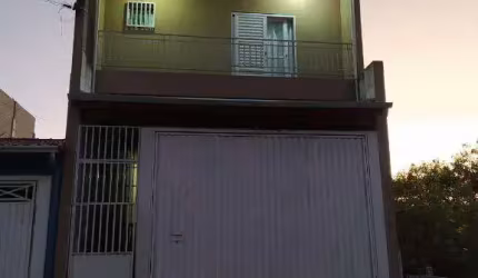 Bela Casa com ótimo acabamento!