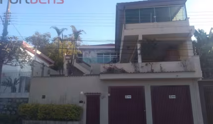 Sobrado Para Vender com 5 quartos no bairro Região Central em Caieiras