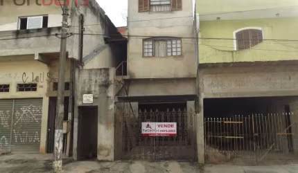 Sobrado Para Vender com 3 quartos 1 suítes no bairro Laranjeiras em Caieiras