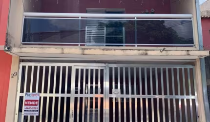 Sobrado Para Vender com 3 quartos no bairro Nova Era em Caieiras