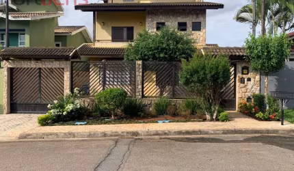 Sobrado Para Vender com 3 quartos 1 suítes no bairro Nova Caieiras em Caieiras