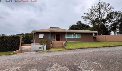 Casa de Condomínio Para Vender com 4 quartos 4 suítes no bairro Alpes de Caieiras em Caieiras