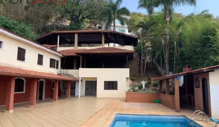 Casa de Condomínio Para Vender com 5 quartos 2 suítes no bairro Alpes de Caieiras em Caieiras