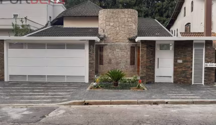 Casa de Condomínio Para Vender com 3 quartos 1 suítes no bairro Nova Caieiras em Caieiras