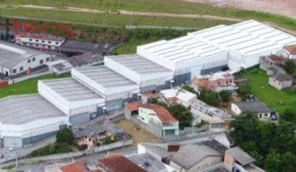 Galpão / Depósito / Armazém Para Vender no bairro Laranjeiras em Caieiras