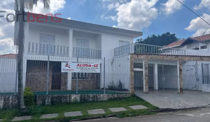 Casa de Condomínio Para Alugar com 4 quartos 1 suítes no bairro Nova Caieiras em Caieiras