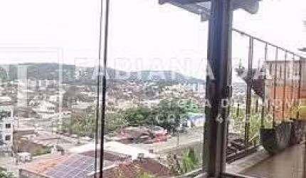 Casa á venda