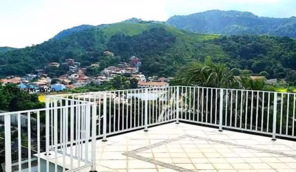 Casa 4 dormitórios ou + para Venda em São Sebastião, Varadouro, 4 dormitórios, 4 suítes, 6 banheiros, 4 vagas