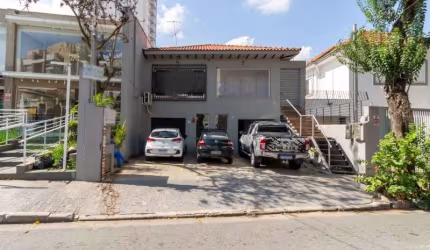 Casa comercial para Locação na Vila Paulicéia, em ótima localização, ao lado da Av. Nova Cantareira